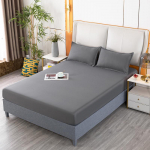 Libisemisvastane elastne voodikate Simmonsile, &uuml;hes t&uuml;kis, k&otilde;ik-h&otilde;lmav disain. 150*200