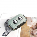 V&auml;liskaubandus poolk&auml;sitsi valmistatud ni&scaron;ikujuline ruudukujuline kosmeetikakott veekindel nailonist nahast kerge kaasaskantav silma k&auml;ekott suu punane &uuml;mbrik