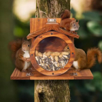 Oravatoitja Maja Puidust Chipmunk Toitja Ventilatsiooniaukudega Karbik P&auml;hklitele Maisit&otilde;lvikule Heinale Toiduhoiustamiseks V&auml;ljas Puu k&uuml;lge kinnitamiseks China Mainland