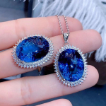 Suur ovaalne 7-karaadine sinine kristallsafiir topaas v&auml;&auml;riskivid teemants&otilde;rmused naistele valge kullaga h&otilde;bedase v&auml;rvi peoehted Bague kingitus resizable blue