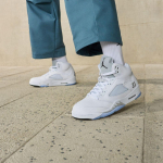 Jordan 5 Retro Valge Metallik (2026. aasta) 44.5