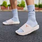 Jordan Franchise Klapid Meeste Ecru 40