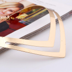 Geomeetrilised &otilde;&otilde;nsad metallist p&ouml;&ouml;rdemomendid naiste trendikad lihtsad siledad kaelakeed kaetud kaelarihmadega kaelakee kuld