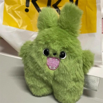 Little Plush Snow Monster Armas pl&uuml;&uuml;sis nukk pehme m&auml;nguasja seljakott ripats v&otilde;tmehoidja kott Must-have lisavarustuse ripats valge