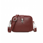 Esimene kiht veisenahast naiste &otilde;lakott kevadine ja suvine uus lukuga messenger kott ehtsast nahast suure mahutavusega mitmek&uuml;lgne v&auml;ike kandiline kott punane