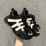 Meeste Kingad Tossud meeste vabaaja Meeste kingad tennised Luksuslikud kingad Treener Race Hingavad jalan&otilde;ud mood jooksujalatsid naistele 35