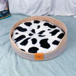 Lemmikloomad sobivad igaks aastaajaks K&auml;sitsi kootud kassipesad Kasside magamismatid Kasside kraapimispostiga pesad V&auml;ikeste koerte kuudid Rotangist pesad ja kassivoodid. L 50*15cm