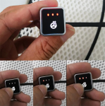 S&uuml;sinikkiust soojendusega rool koos signaalratta 3 k&auml;igul&uuml;litiga