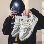 2024 Kevad ja S&uuml;gis Uued Hongkongi stiilis Retro Vabaaja Spordijalatsid Lisatud libisemisvastase kunstilise mustriga Meestele Sneaker t&ecirc;nis 39