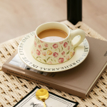 Tulbi Lilled Must Kvaliteetne Kinkekarp Inimestele Kingimiseks Kohvitass Suveniirkink Tassikomplekt Keraamiline Kruus Ni&scaron;&scaron; 260ML