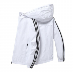 Jakk Meeste Kevadine Kapuutsiga Jakk Vabaaja Spordijakk Kolme Triibuga &Otilde;huke Pealmine R&otilde;ivas Trendikas Meeste R&otilde;ivastus M valge