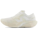 New Balance Naiste FuelCell Rebel V4 'White Linen' Naiste Tennised WFCXLJ4 39 white