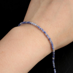 Isolatsioonihelmed 2 MM looduslikust kivist Sodaliit &uuml;mmargused helmed ehete valmistamiseks DIY kaelakee k&auml;ev&otilde;ru k&otilde;rvar&otilde;ngad tarvik 2mm