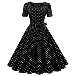 Retro naiste ruudukujuline kaelus l&uuml;hikeste varrukatega t&auml;pimustriga pitsiga v&ouml;&ouml;kohaga suur kiikkleit L must
