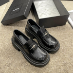 Uued k&otilde;rged kontsad Oxfordi kingad naistele kevadeks lakknahast tursked platvormkingad naistele libisevad mokassiinid Jk vormiriietus Mary Janes 35