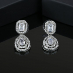 Estele naiste rippk&otilde;rvar&otilde;ngad s&auml;delevate CZ kividega ja roodiumiga kaetud