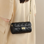 Uus s&uuml;gisene ja talvine ehtsast nahast naiste kott Kett-kott Crossbody kott K&otilde;rgeklassiline v&auml;ike elegantne stiil &Otilde;lakott