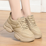 Paksutallalised vabaajajalatsid naistele, uue stiili moes spordijalatsid s&uuml;giseks, pehmetallalised reisimiseks ja jooksmiseks m&otilde;eldud jalatsid naistele 39 must