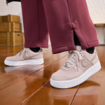 Nike Air Force 1 Low '07 Samet Siltpunane (Naiste omad) 36