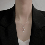 Vaarao lemmiklooma konkubiini madu kaelakee naiselik temperamentne k&uuml;lma stiiliga kaelakee isiksus Osta k&otilde;hklemata kaelakee ni&scaron;i t&auml;iustatud ornament