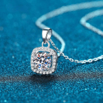 D V&auml;rvus GRA 2 kate Moissanite kaelakee ripats naistele Klassikaline ruudukujuline naiste kaelakee S925 h&otilde;bedast pulmaehted 1ct