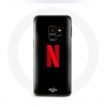 Samsung Galaxy S9 pluss Netflixi logoga &uuml;mbris punasel mustal taustal