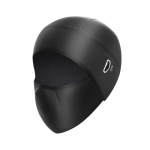 Talvised k&uuml;lma- ja soojas&otilde;iduvastased maskid, ratsam&uuml;ts, mootorratta fliisist kapuuts, suuskade n&auml;okate hall