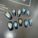 10 tk/komplekt Puhtalt k&auml;sitsi valmistatud kantavad k&uuml;&uuml;ned vilkuvad sinised kassisilmad uusaasta ilutulestik valgusteraapia k&uuml;&uuml;nekunsti plaastrid eemaldatavad XS