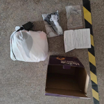 5,9 jalga helendav valge kummitus k&otilde;rvits t&auml;ispuhutav Halloweeni v&auml;likaunistus puhutav kolm kummitust mitmev&auml;rviline