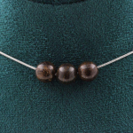 Pierres et Min&eacute;raux. Collier 3 perles Bronzite 8 mm. Chaine en acier inoxydable Collier femmes, hommes. Taille personnalisable.