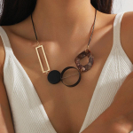 Moodne rippuv kaelakee naiste ehete jaoks