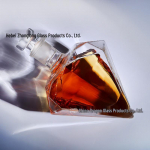 Whiskey Drinkware Set: Diamond-Shaped Decanter with High Borosilicate Glass Dispenser 850ml Transparent with Single Stand