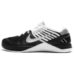 Nike Metcon DSX Flyknit Unisex Tossud Must Valge 852930-011 44.5