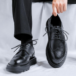 Briti stiilis meeste mood nikerdustega brogue kingad paeladega originaalnahast derby kingad pulmapidu kleit platvormjalatsid zapato 270 must