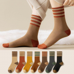 10 paari naiste talviseid triibulisi teravaotsalisi kohevaid keskpikkusega sokke 10 pairs (random colors)
