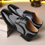 Moodne Meeste Kinga Spleissing Disain Mitmek&uuml;lgne &Auml;ri Nahast Kingad Vabaaja Hingav Pulma Kingad Trend Zapatos Hombre 38 must