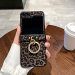 Moodne Sile Leopard Nahast Palus Tekstuuriga Tagakate Galaxy Z Flip 8 7 6 5 4 3 Telefonikotile Kunstteemantidega Kaetud R&otilde;ngaspandlaga Galaxy Z Flip 8 must