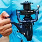 Baitfeederi p&ouml;&ouml;rlev rull 14BB roostevabast terasest kuullaagrid klassikaline eesmine tagumine t&otilde;mberull