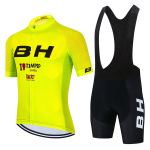 2023. aasta meeste luminofoor, roheline BH rattatrikist riided, rinnat&uuml;kkidega l&uuml;hikesed p&uuml;ksid, geelpadjake, m&auml;gijalgrattariided, sobivad &otilde;ueratas L