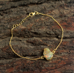 Etioopia opaalist k&auml;sitsi valmistatud k&auml;ev&otilde;ru 925 h&otilde;bedast naiste ehted