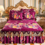 Luksuslik tr&uuml;kitud flanellist tepitud voodikate King Queen Pehme peen sametvoodi seelik Romantiline voodikate, ei kuulu komplekti. Padjap&uuml;&uuml;r Only 2pcs Pillowcase