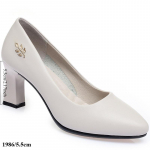 Pehme nahast naiste kingad, sobivad keskealistele, rasvunud ja laiale jalale, k&otilde;rged kontsad, professionaalsed t&ouml;&ouml;kingad 41 valge