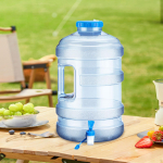 18,9 l veeanum koos koonustega, matka&auml;mber piknikuks sinine