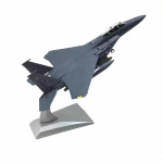 1/100 m&otilde;&otilde;tkava USA F-15E Strike Eagle &uuml;lehelikiirusega h&auml;vituspommitaja F15E lennukimudeli kollektsioon Kingitus N&auml;itus Butiik Dekoratsioon sinine