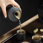 9-osalise Jaapani sake komplekt, Jaapani keraamiline musta glasuuriga sake komplekt soojenduspoti ja kuumutuspliidiga, k&uuml;lma/sooja/shochu/tee jaoks