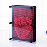 Naljaka kujuga plastist n&otilde;elaga maalimine 3D kloonk&auml;ej&auml;ljed Kolmem&otilde;&otilde;tmeline n&otilde;elaga nikerdatud kaunistusm&auml;nguasi small punane