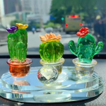 4 tk k&auml;sitsi valmistatud klaasist kaktuse kujukesed kaunistused mini miniatuurne s&otilde;iduki ornament 4pcs