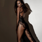 Naiste mood Clubwear pikk seljata kleit, &otilde;huke pitsiline, seksikas peokleit daamile L must