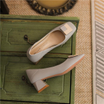 Suure suurusega ehtsast nahast kandilise varbaga k&otilde;rged kontsad, madalad kontori naised, mood metallist kinnitused naistele 34 aprikoosi