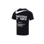 Nike Suure Swooshiga T&auml;helogo Prindiga Ameerika Retro Sporditreening Vabaaja &Uuml;mmarguse Kaelusega L&uuml;hikeste Varrukatega SS23 Langenud &Otilde;lgadega T-s&auml;rk Meeste Topid Must DZ2882-010 XL